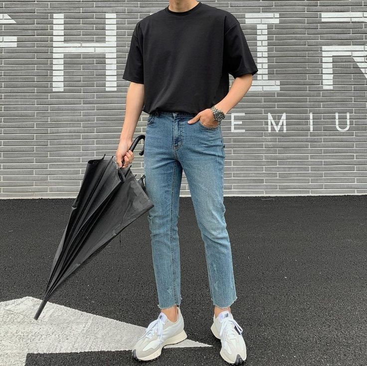 Áo thun trơn (Basic Tee)