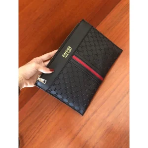 ví nam cầm tay clutch
