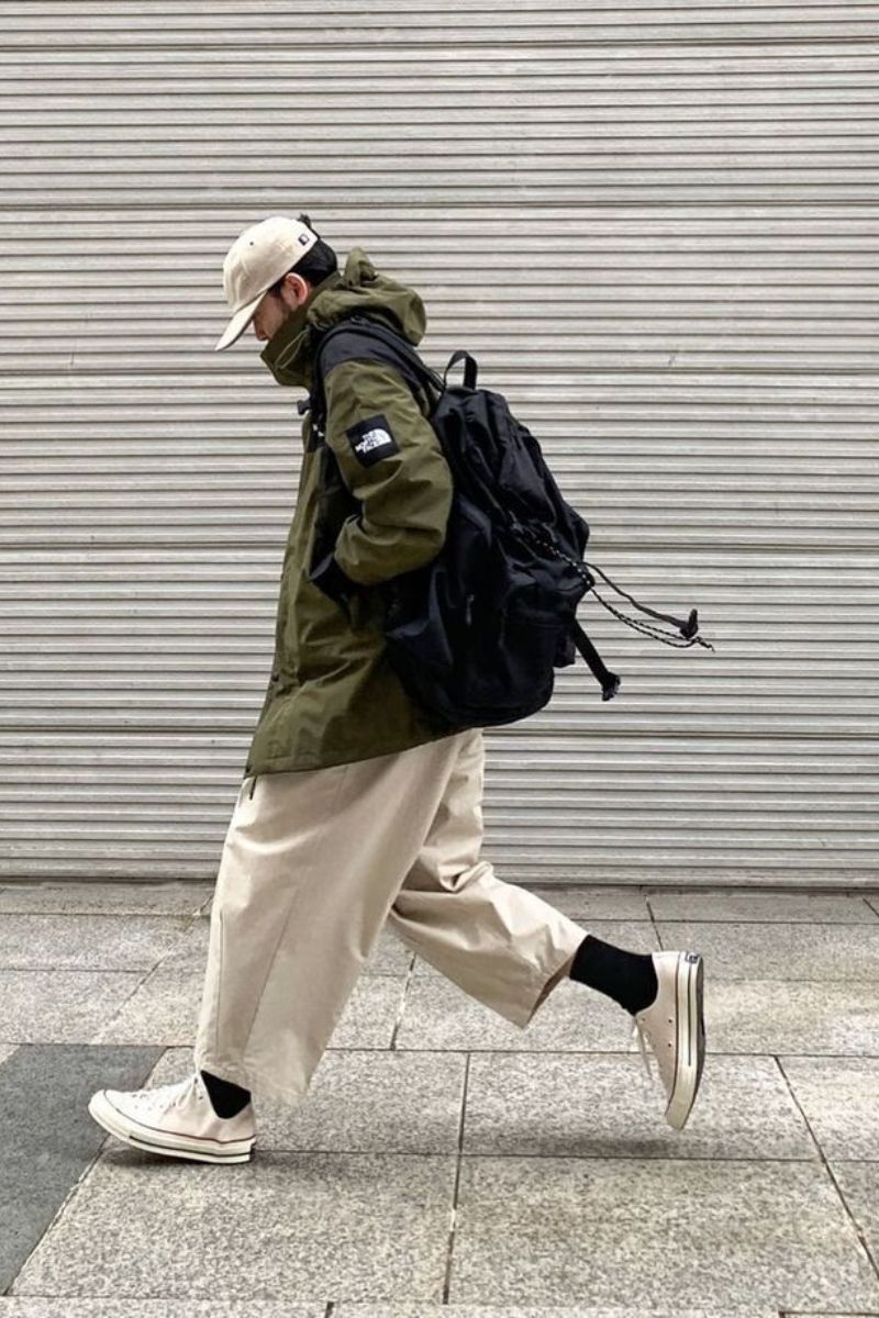 Backpack và crossbody bag - phụ kiện tiện dụng và cá tính trong Streetwear