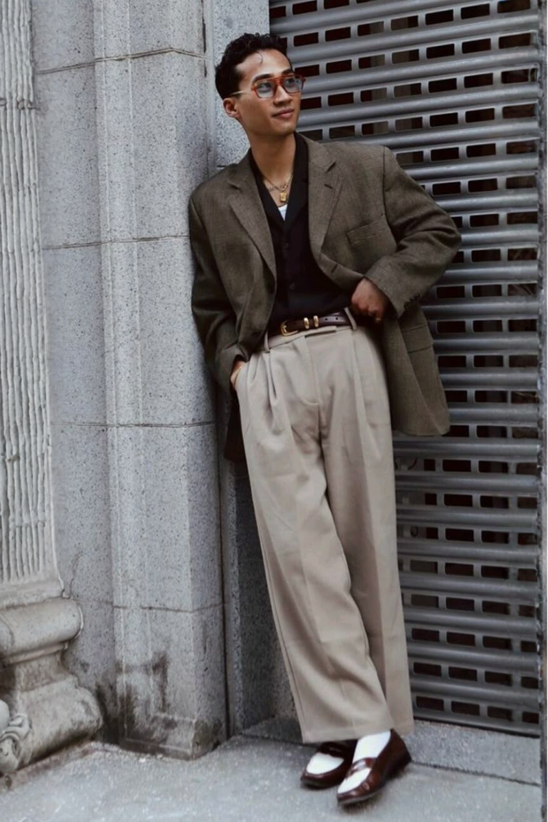 Quần âu cạp cao nam dáng suông phối áo sơ mi vintage, tôn dáng và đậm chất quý ông cổ điển
