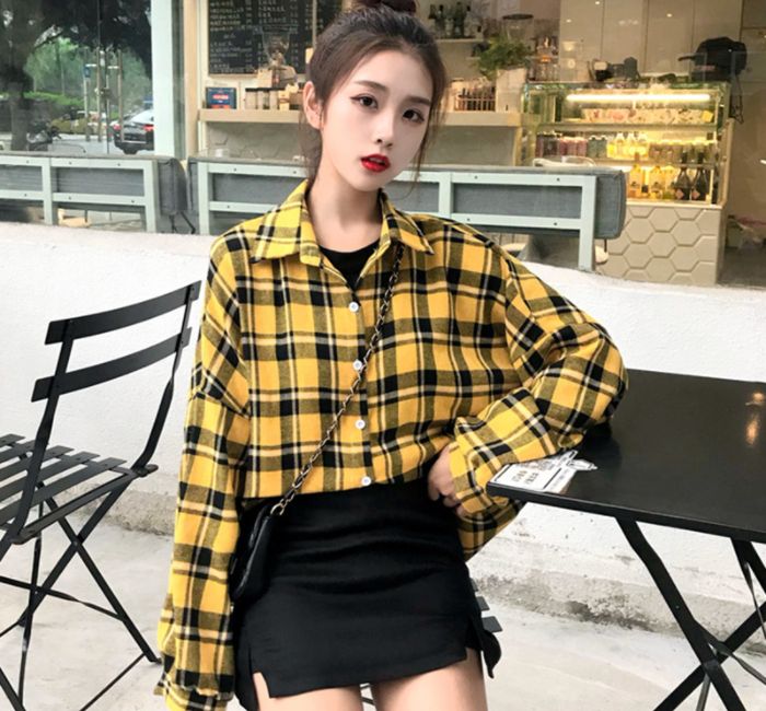 Áo sơ mi vàng mặc với quần gì? Cách phối áo sơ mi vàng