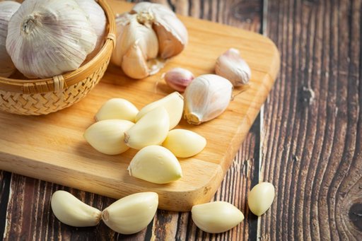 Lỗ tai bị tịt có bấm lại được không? Giải đáp chi tiết