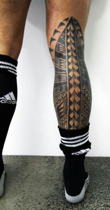 Hình xăm Maori cánh tay có ý nghĩa gì? Có nên xăm không?