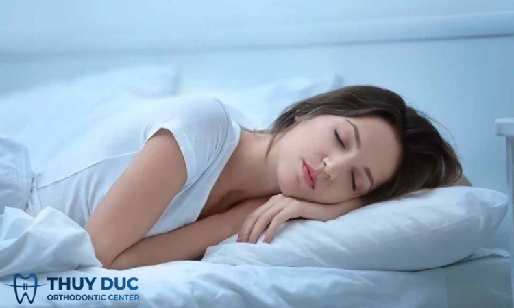 Nằm mơ thấy nước ngập mênh mông là điềm gì? Báo hiệu điều gì?