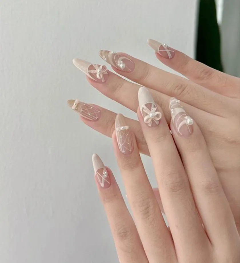 Tổng hợp 20 màu nail đẹp tôn da cho nàng