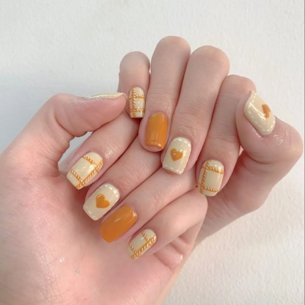 Top 20+ mẫu nail đi biển 2025 hot trend mùa hè