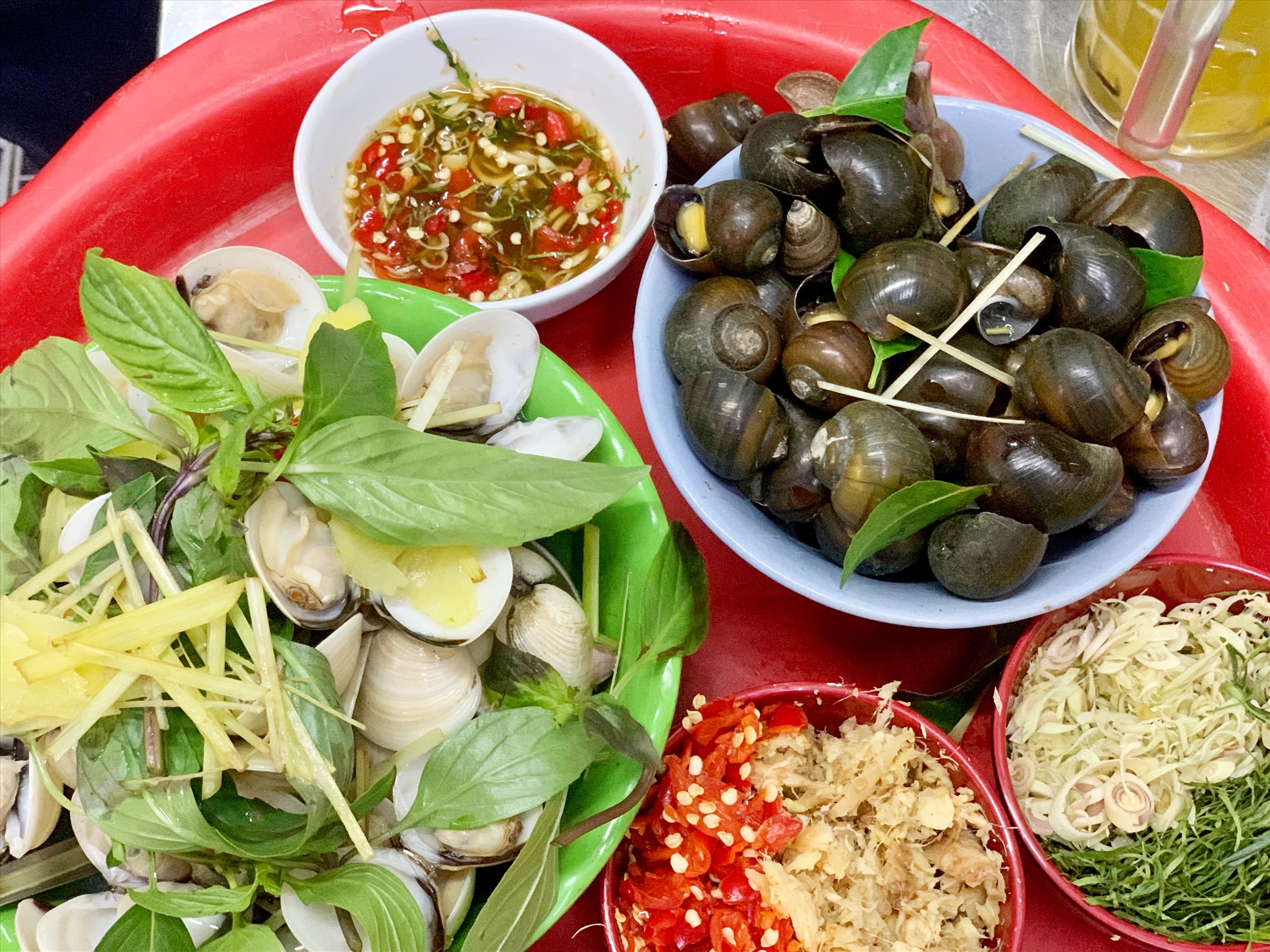 Mơ Thấy Ăn Ốc Luộc Có Ý Nghĩa Gì? Giải Mã Giấc Mơ Thú Vị Này