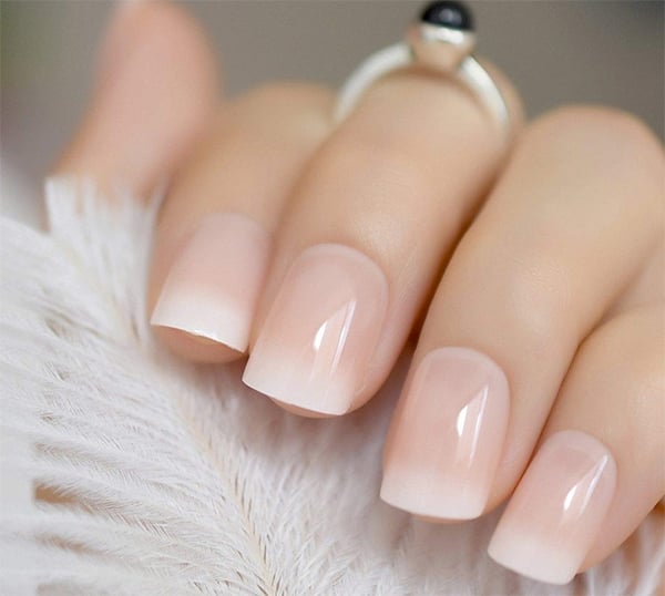 70+ Mẫu Nail Trắng Sang Chảnh Đẹp Nhất